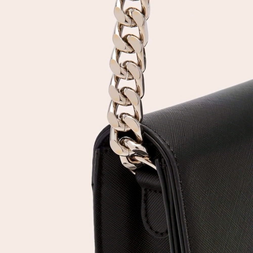 Purse - Picture 2 of 3